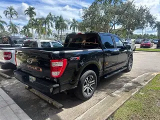 Ford F-150 2023 4x2 XL 4dr SuperCrew 5.5 ft. SB
