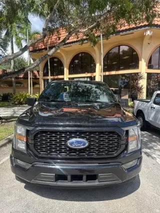 Ford F-150 2023 4x2 XL 4dr SuperCrew 5.5 ft. SB