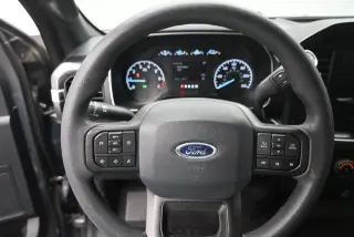 Ford F-150 2023 4x2 XL 4dr SuperCrew 5.5 ft. SB