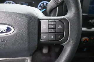 Ford F-150 2023 4x2 XL 4dr SuperCrew 5.5 ft. SB