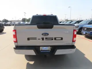 Ford F-150 2023 4x2 XL 4dr SuperCrew 5.5 ft. SB
