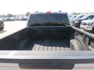 Ford F-150 2023 4x2 XL 4dr SuperCrew 5.5 ft. SB