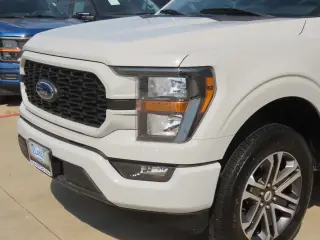 Ford F-150 2023 4x2 XL 4dr SuperCrew 5.5 ft. SB