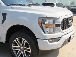 Ford F-150 2023 4x2 XL 4dr SuperCrew 5.5 ft. SB