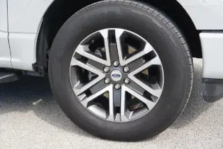 Ford F-150 2023 4x2 XL 4dr SuperCrew 5.5 ft. SB