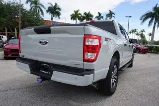 Ford F-150 2023 4x2 XL 4dr SuperCrew 5.5 ft. SB