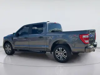Ford F-150 2023 4x2 XL 4dr SuperCrew 5.5 pi SB