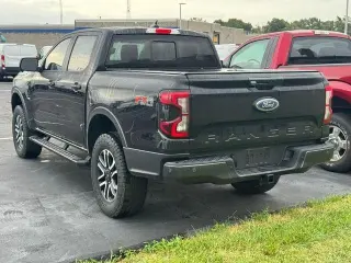 Ford Ranger 2024 4x4 Lariat 4 puertas SuperCrew 5.0 ft. SB