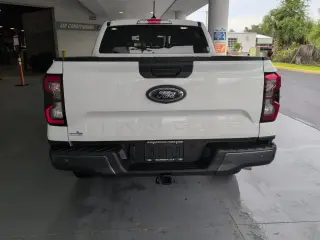 Ford Ranger 2024 4x2 XLT 4p SuperCrew 5.0 ft. SB