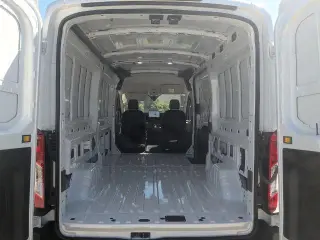 Ford E-Transit 2023 350 3dr SWB Tech Roof Cargo Van