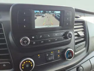 Ford Transit 2025 AWD 250 3dr LWB Techo Medio Furgón de Carga