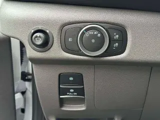 Ford Transit 2025 250 3dr LWB Techo Bajo Furgoneta de Carga