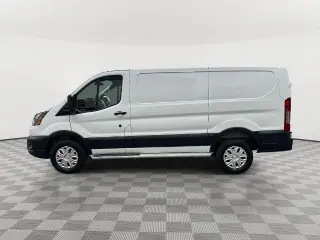 Ford Transit 2025 250 3dr LWB Techo Bajo Furgoneta de Carga
