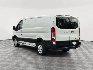 Ford Transit 2025 250 3dr LWB Techo Bajo Furgoneta de Carga