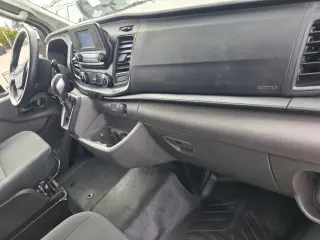 Ford Transit 2025 250 3 puertas LWB techo bajo furgón de carga