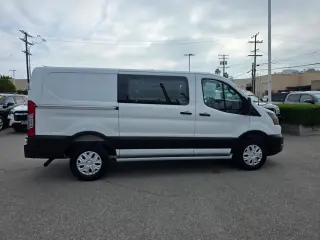 Ford Transit 2025 250 3 puertas LWB techo bajo furgón de carga