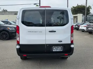 Ford Transit 2025 250 3 puertas LWB techo bajo furgón de carga