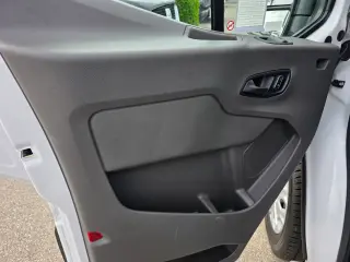Ford Transit 2025 250 3 puertas LWB techo bajo furgón de carga