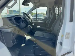 Ford Transit 2025 250 3dr SWB Tech Roof Carrocería