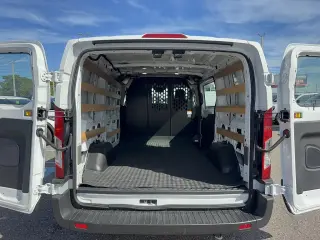 Ford Transit 2025 250 3dr SWB Tech Roof Carrocería