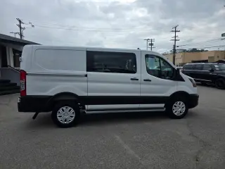 Ford Transit 2025 250 3dr SWB Techo Bajo Furgón de Carga