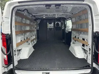 Ford Transit 2025 250 3p LWB Techo Bajo Furgoneta de Carga