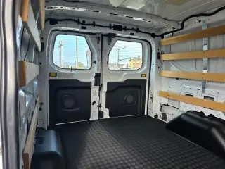 Ford Transit 2025 250 3dr SWB Low Roof Cargo Van