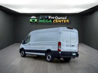 Ford Transit 2025 250 3dr LWB Camioneta de carga de techo medio