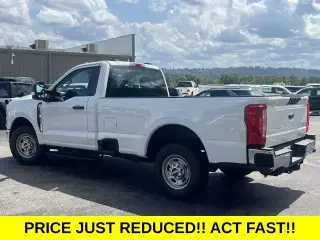 Ford F-250 Super Duty 2026 4x2 XL 2dr Cabina Regular 8 ft. LB Pickup