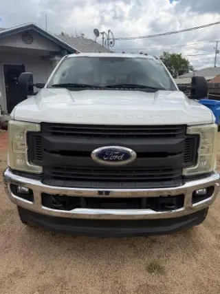Ford F-350 Super Duty 2017 4x4 XL 4dr Crew Cab 8 ft. LB DRW Pickup