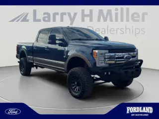 Ford F-350 Super Duty 2018 4x4 King Ranch 4dr Crew Cab 6.8 ft. SB SRW Pickup