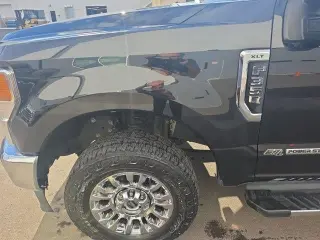 Ford F-350 Super Duty 2020 4x4 XLT 4p. Cabina Extendida 6.8 pies SB Sin Remolque Camioneta Pick-up