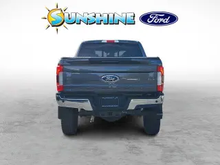 Ford F-350 Super Duty 2017 4x4 Lariat 4p Crew Cab 6.8 ft. SB SRW Pickup