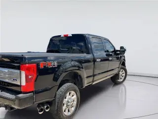 Ford F-350 Super Duty 2017 4x4 Platinum 4p Camioneta Cabina Extendida 6.8 pies SRW