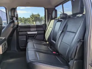 Ford F-350 Super Duty 2017 4x4 Lariat 4dr Crew Cab 8 ft. LB SRW Pickup