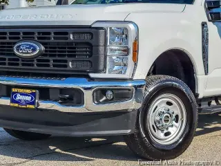Ford F-250 Super Duty 2025 4x4 XL 4dr SuperCab 8 ft. LB Pickup