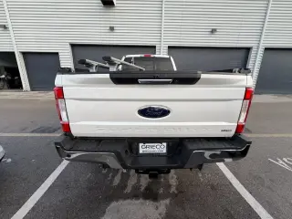 Ford F-250 Super Duty 2019 4x4 Lariat 4dr SuperCab 6.8 ft. SB Pickup