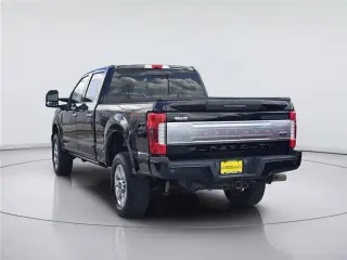 Ford F-250 Super Duty 2017 4x4 Platinum 4p Cabina de Tripulación 6.8 pies CB Camioneta