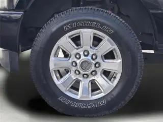 Ford F-250 Super Duty 2017 4x4 Platinum 4p Cabina de Tripulación 6.8 pies CB Camioneta