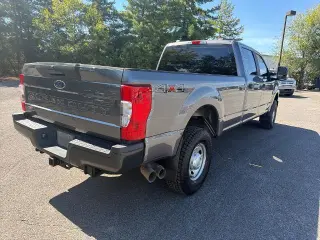 Ford F-250 Super Duty 2022 4x4 XL 4p Crew Cab 6.8 pies SB Camioneta
