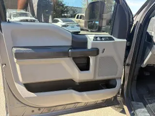 Ford F-250 Super Duty 2022 4x4 XL 4p Crew Cab 6.8 pies SB Camioneta