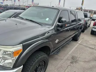Ford F-250 Super Duty 2015 4x4 Lariat 4p Cab Camioneta de Camioneta 6.8 ft. SB