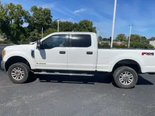Ford F-250 Super Duty 2017 4x4 XLT 4dr Crew Cab 6.8 ft. SB Pickup