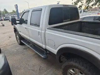 Ford F-250 Super Duty 2016 4x4 King Ranch 4dr Crew Cab 8 ft. LB Pickup