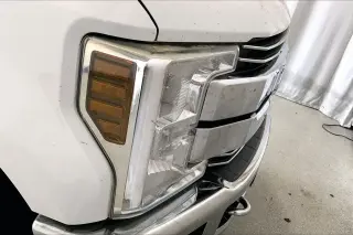 Ford F-250 Super Duty 2019 4x4 Lariat 4dr Crew Cab 8 ft. camión de carga LB