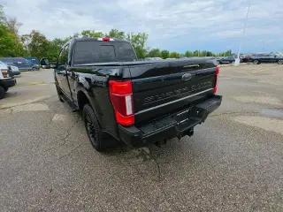 Ford F-250 Super Duty 2020 4x4 Lariat 4dr Crew Cab 6.8 ft. SB Pickup