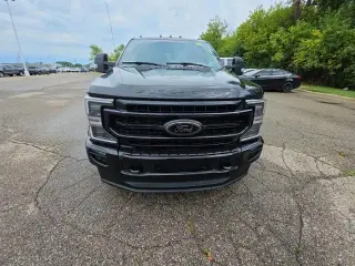 Ford F-250 Super Duty 2020 4x4 Lariat 4dr Crew Cab 6.8 ft. SB Pickup