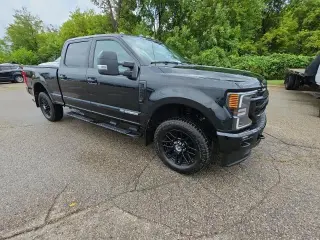 Ford F-250 Super Duty 2020 4x4 Lariat 4dr Crew Cab 6.8 ft. SB Pickup