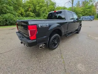 Ford F-250 Super Duty 2020 4x4 Lariat 4dr Crew Cab 6.8 ft. SB Pickup