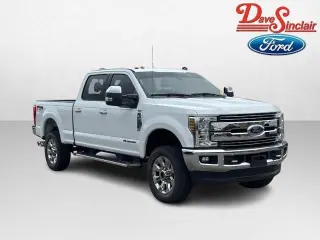 Ford F-250 Super Duty 2018 4x4 Lariat 4dr Crew Cab 6.8 ft. SB Pickup